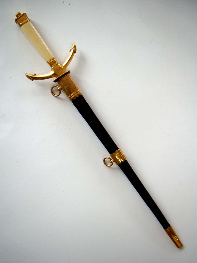 A fabulous Naval Officers' Dirk, American or English, circa 1810 — image 4